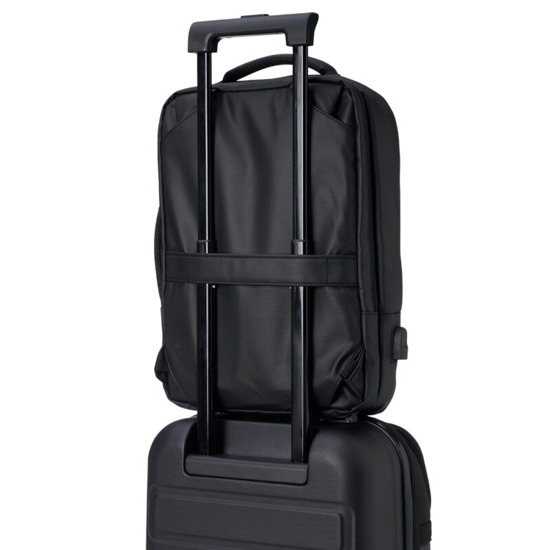 Mochila Couro Sintético USB 17 Litros - Imagem 4
