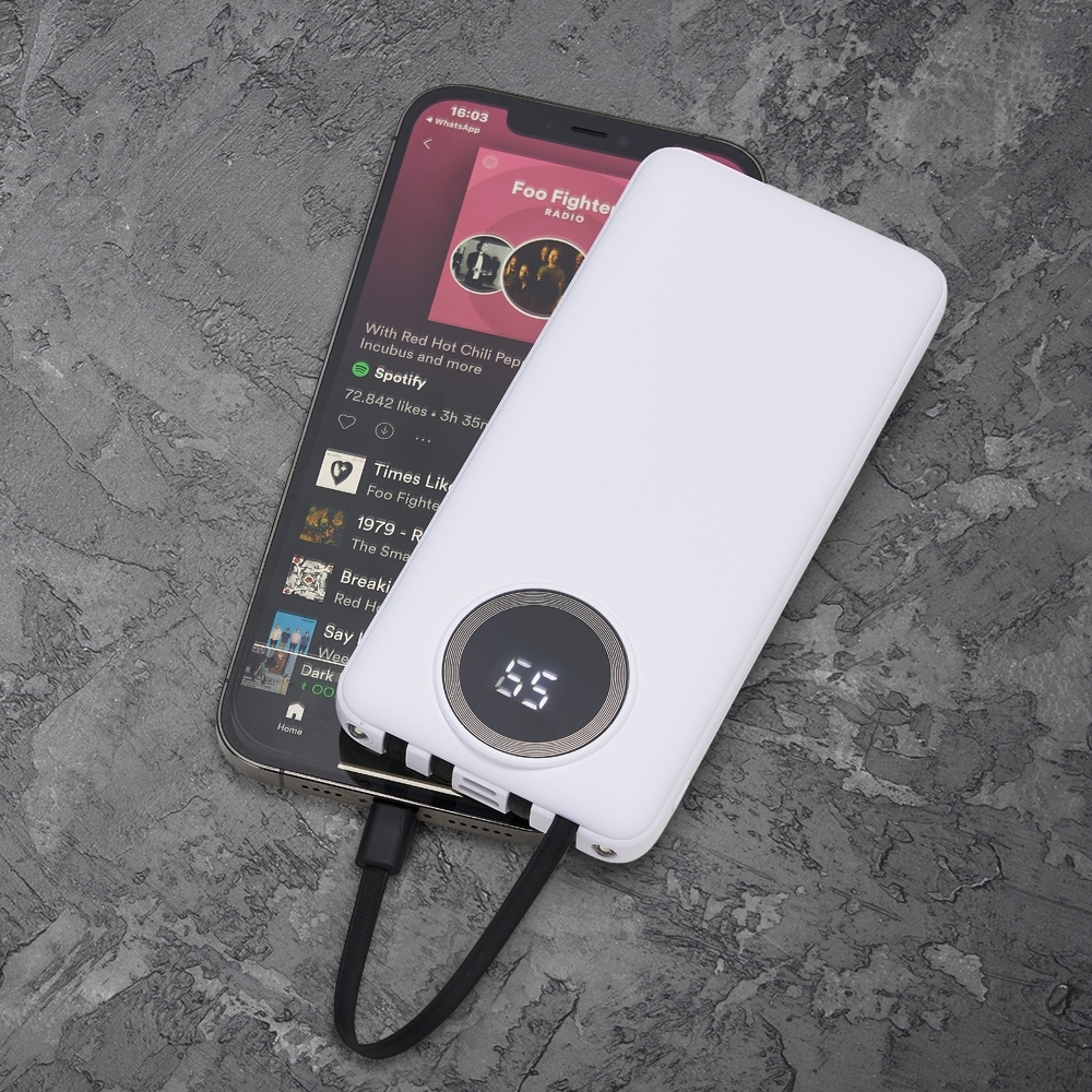 Power Bank 10.000mAh com Lanterna e Multissaídas - Imagem 4