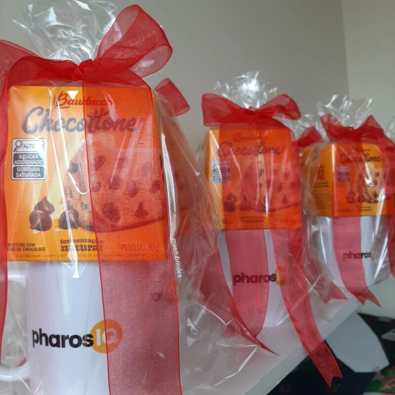 Kit Natal Mini Panettone e Caneca Personalizada